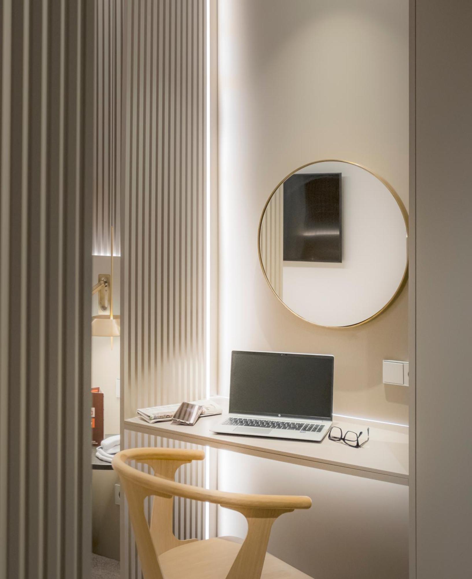 Carlemany Girona Hotel Kültér fotó
